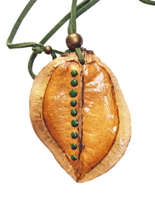 Colgantes artesanales.